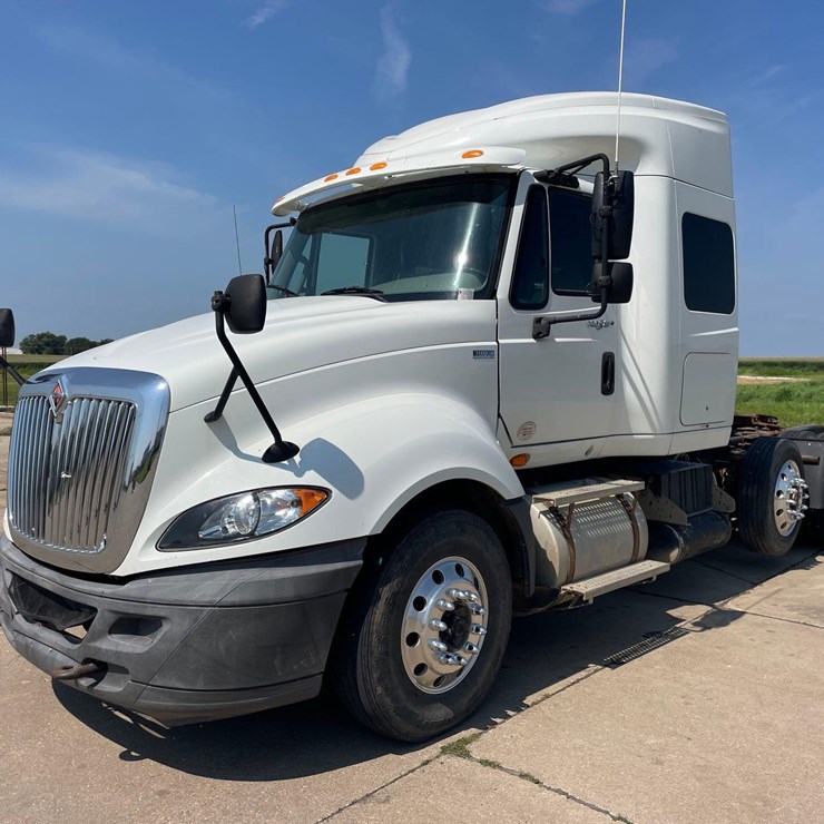 2012 INTERNATIONAL PROSTAR
