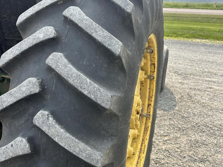 1979-john-deere-4240-image-10