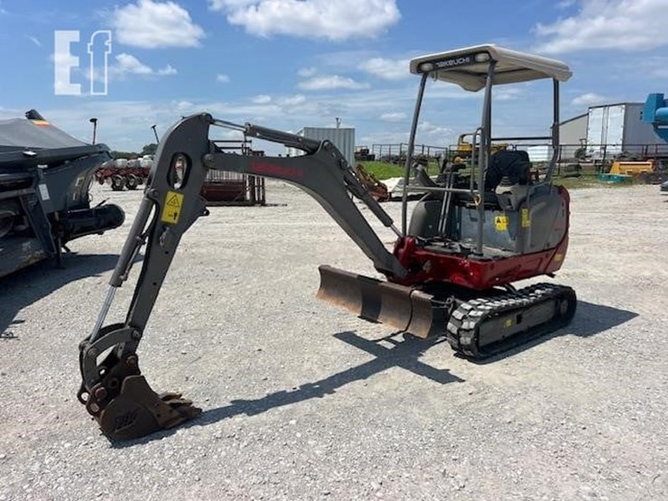 takeuchi-tb216-image-1