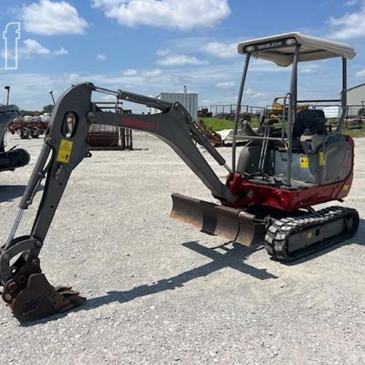 TAKEUCHI TB216