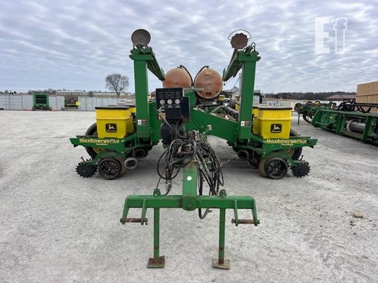 john-deere-1770-image-11