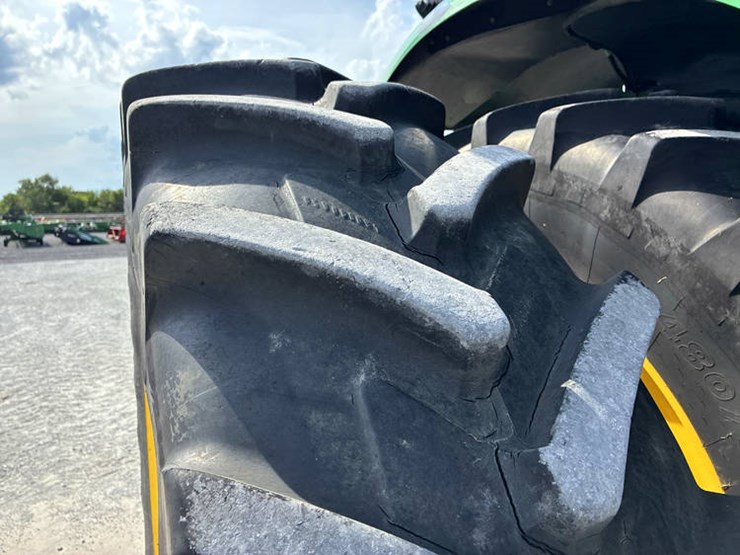 2018-john-deere-8370r-image-59