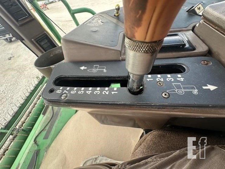 1997-john-deere-4890-image-34