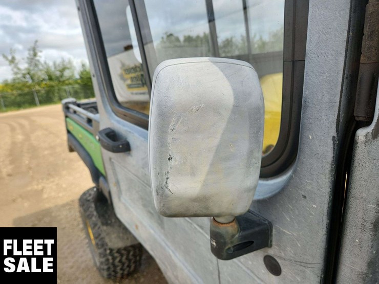2015-john-deere-gator-image-22
