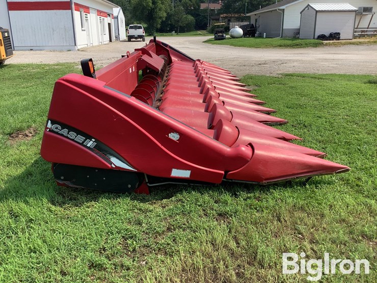 2010-case-ih-2612-image-4