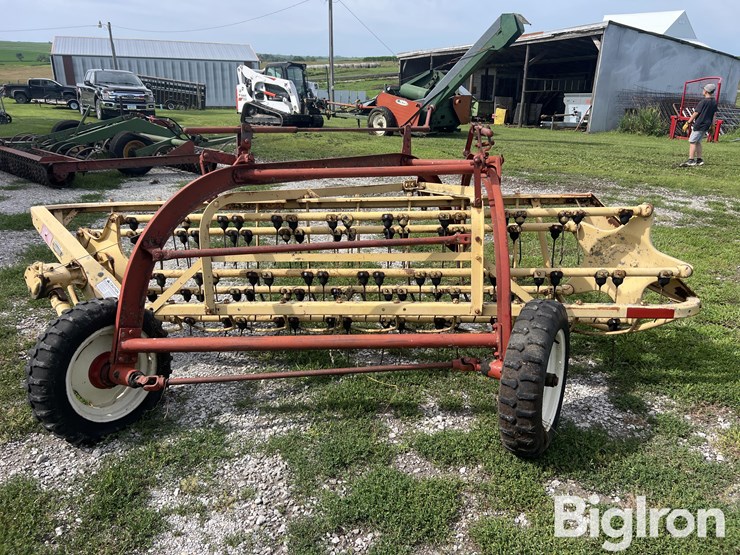 new-holland-256-image-6