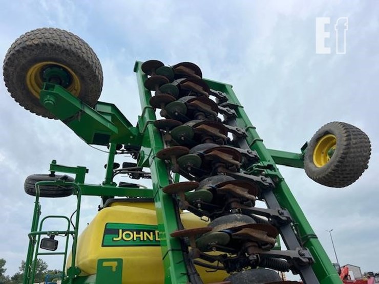 2018-john-deere-1990ccs-image-38