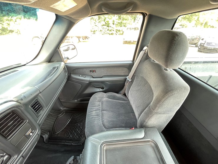 2002-chevrolet-silverado-1500-z71-image-51