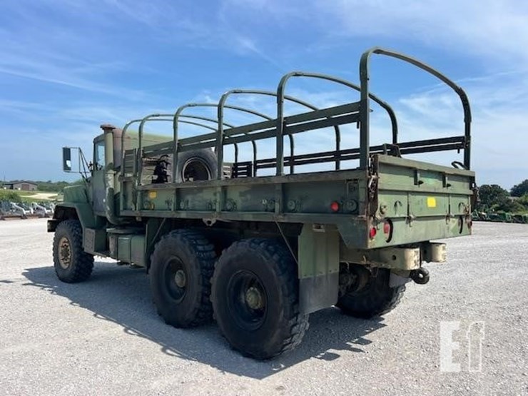 am-general-m923-image-3