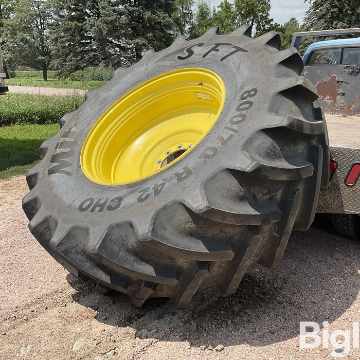 2024 JOHN DEERE 800