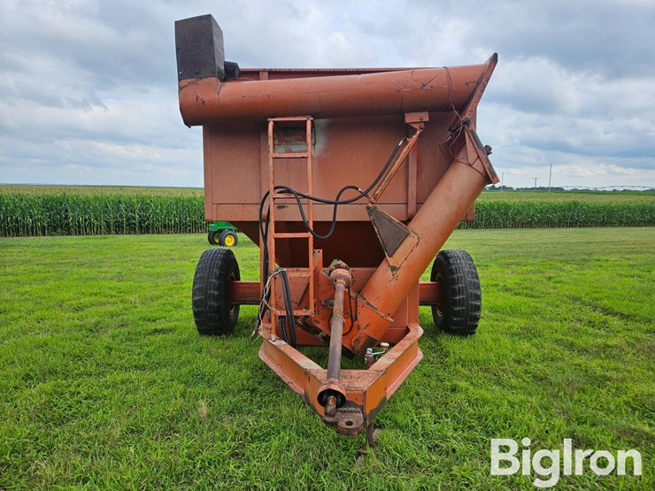 united-farm-tools-400-image-2