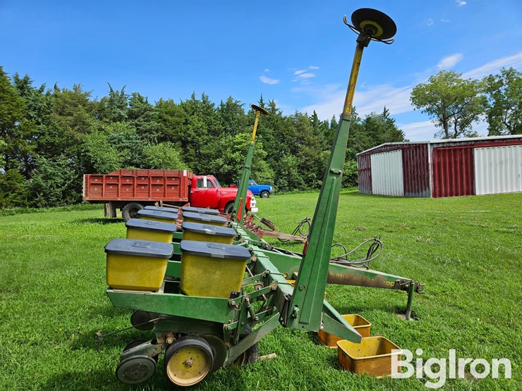 john-deere-7000-image-4