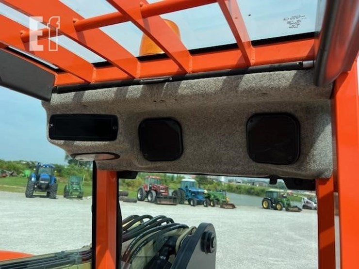 2018-jlg-g5-18a-image-28