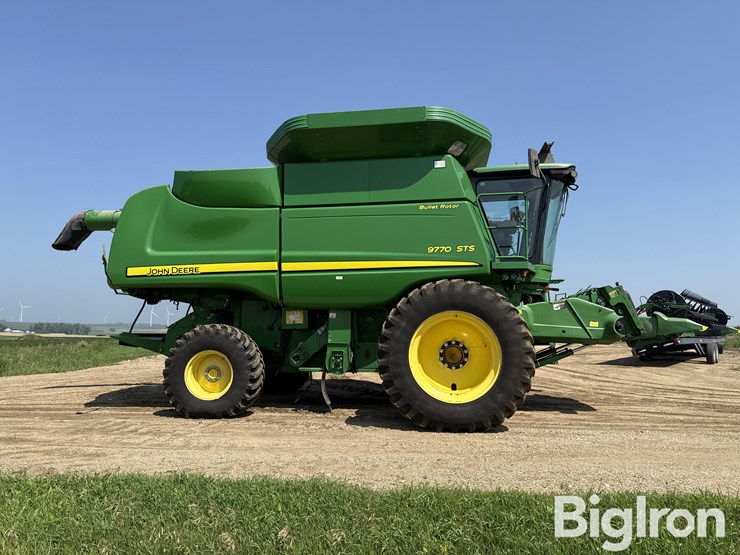 2009-john-deere-9770-sts-image-4