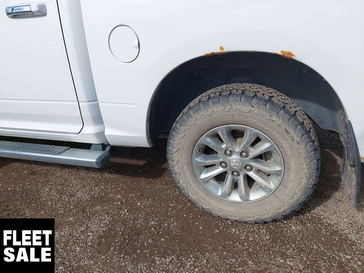 2013-ram-1500-slt-image-19