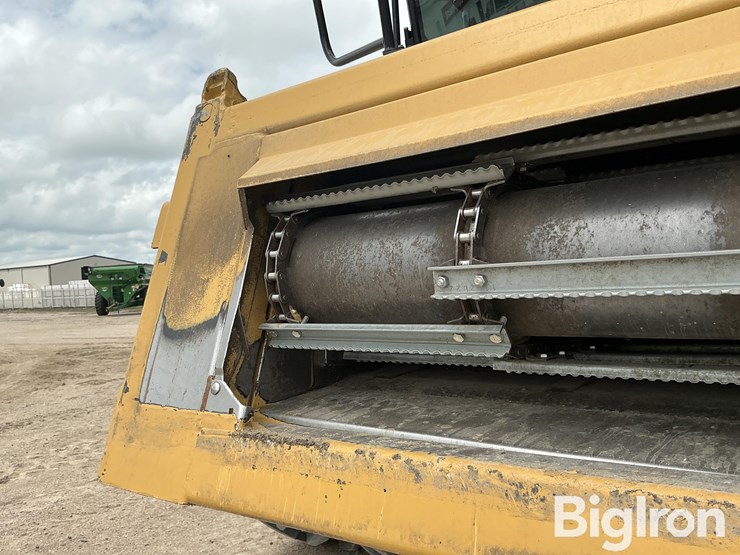2019-caterpillar-c13-image-12