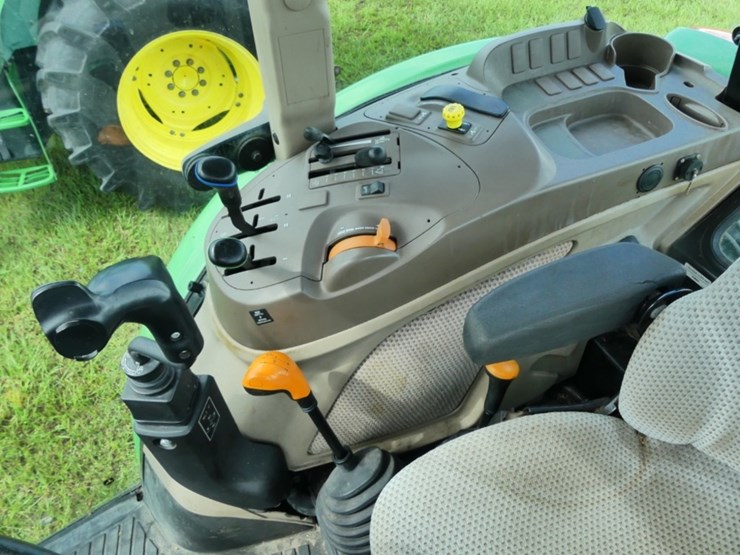 2019-john-deere-5090e-image-10