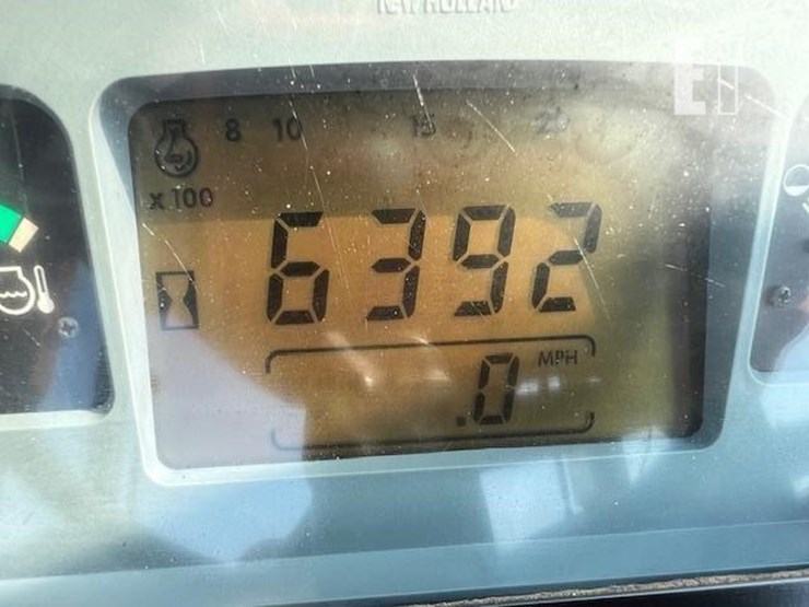 new-holland-tn90f-image-38