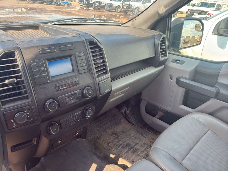2015-ford-f150-lariat-image-8