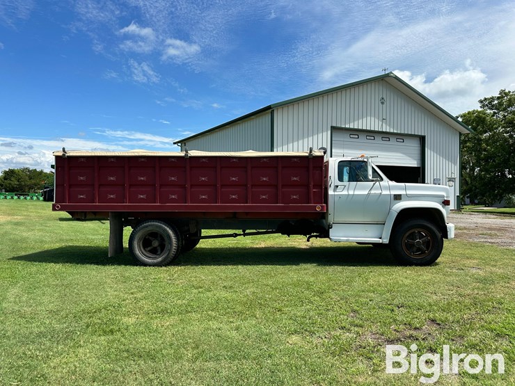 1974-chevrolet-c65-image-4