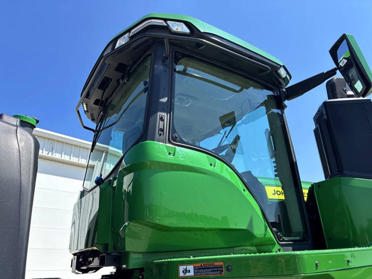 2023-john-deere-9r-440-image-22