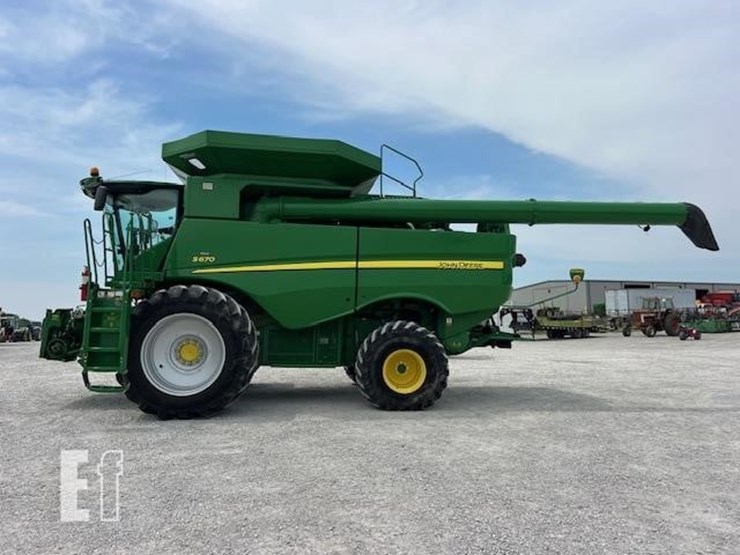 2014-john-deere-s670-image-3