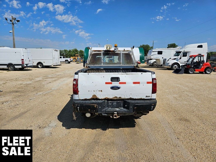 2011-ford-f350-image-21