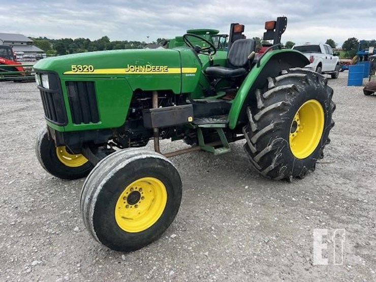 2001-john-deere-5320-image-1