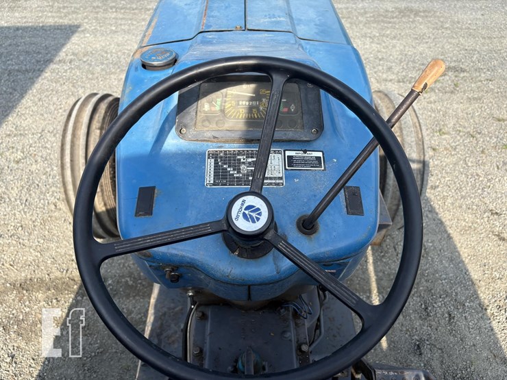 new-holland-7610s-image-4