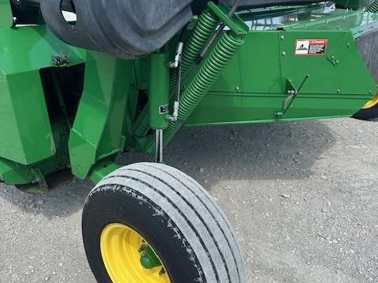 2016-john-deere-946-image-12