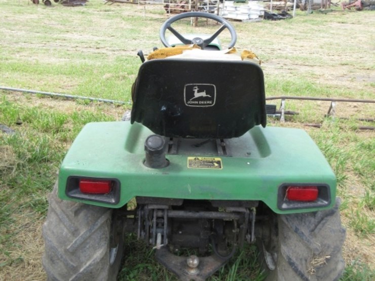 john-deere-318-image-4