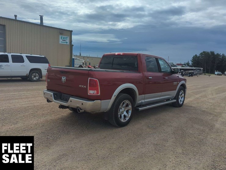 2013-ram-1500-laramie-image-4