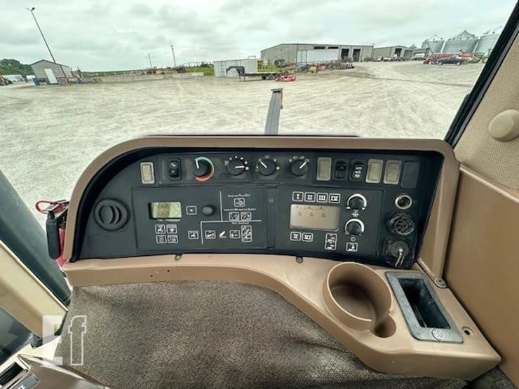 2007-john-deere-8430-image-24