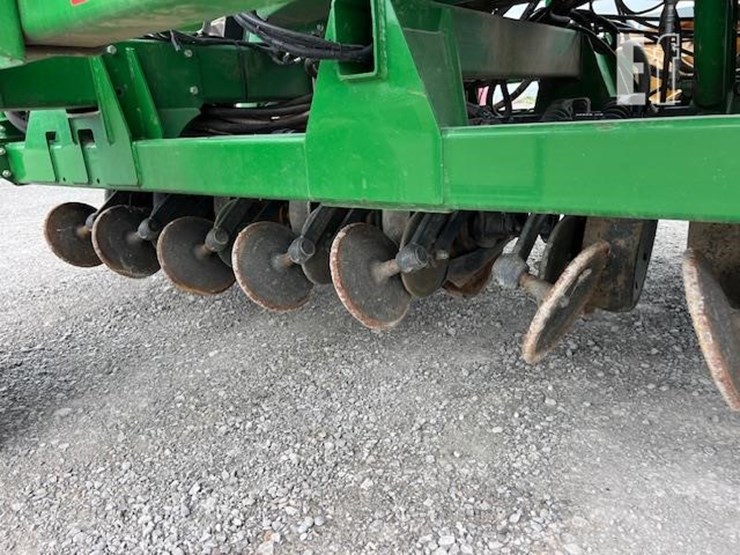2018-john-deere-1990ccs-image-28