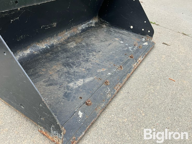 2010-bobcat-s70-image-20