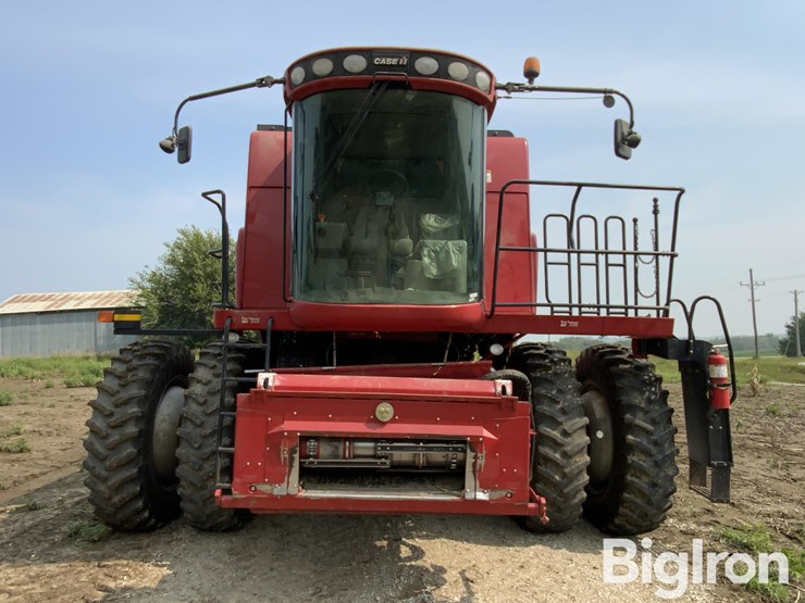 2011-case-ih-5088-image-2