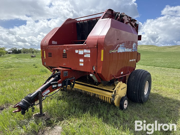 2012-new-holland-br7090-image-1