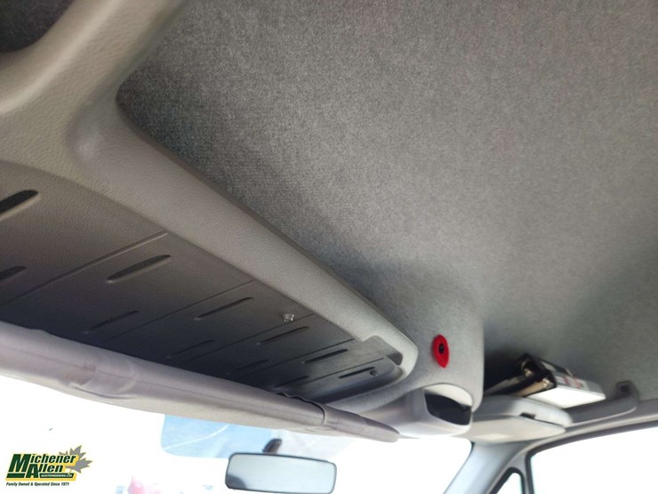 2016-mercedes-benz-sprinter-2500-image-15