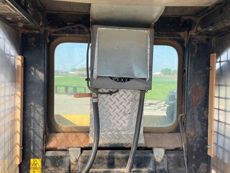 john-deere-7775-image-32