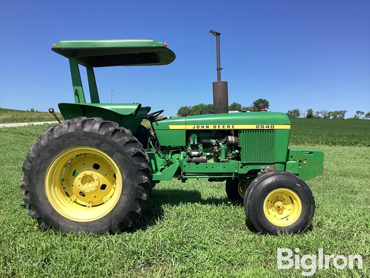 1979-john-deere-2640-image-4