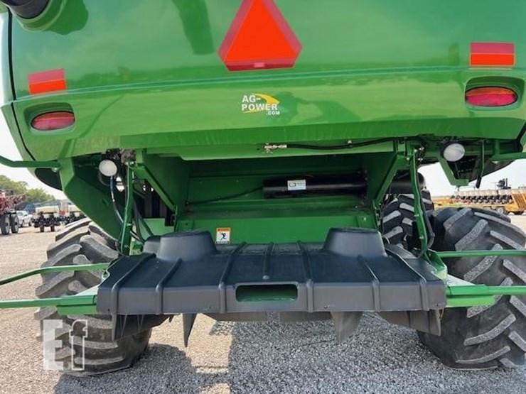 2014-john-deere-s680-image-22