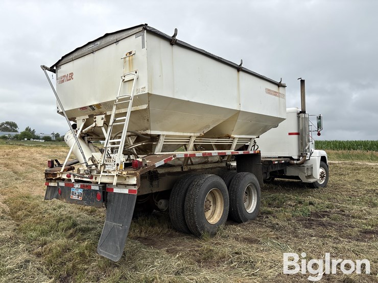 1989-freightliner-fld120-image-5