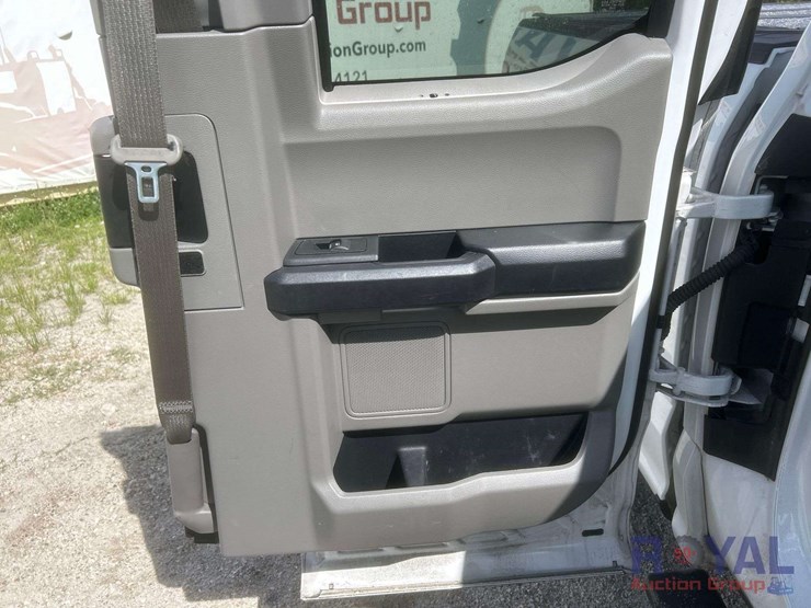 2016-ford-f150-image-27