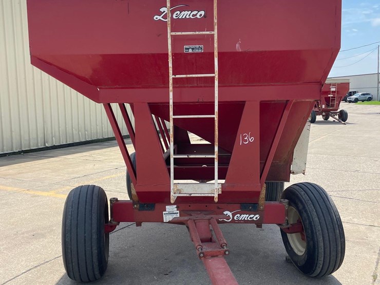 demco-325-image-2