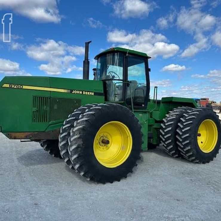1989 JOHN DEERE 8760