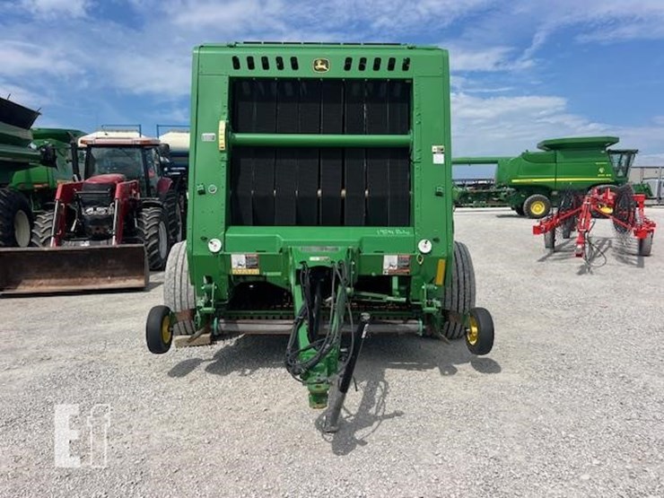 john-deere-560m-image-11