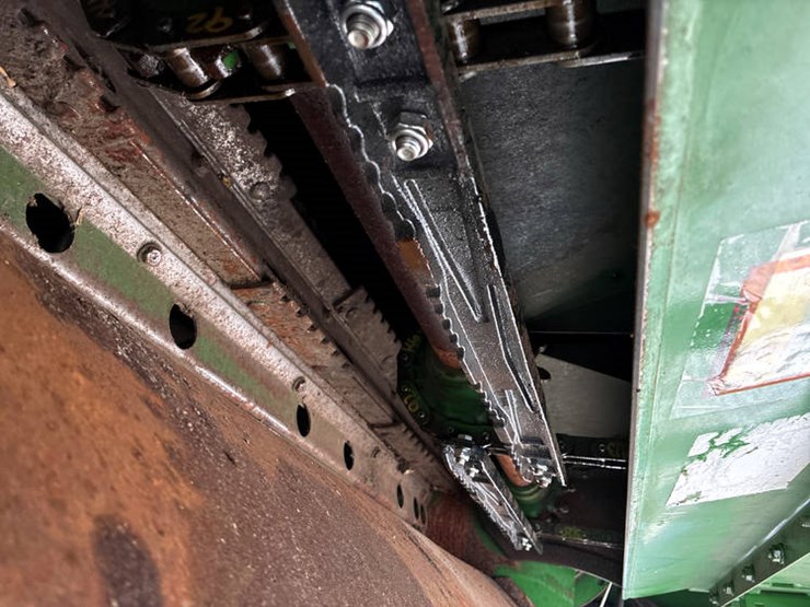 2012-john-deere-s660-image-21