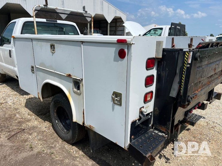 2000-ford-f350-image-46