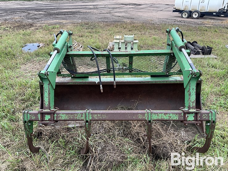 john-deere-640-image-10