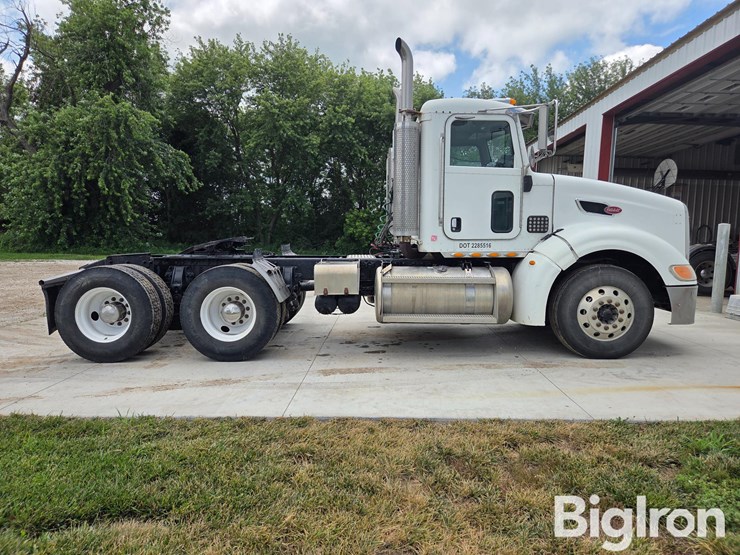 2007-peterbilt-386-image-4